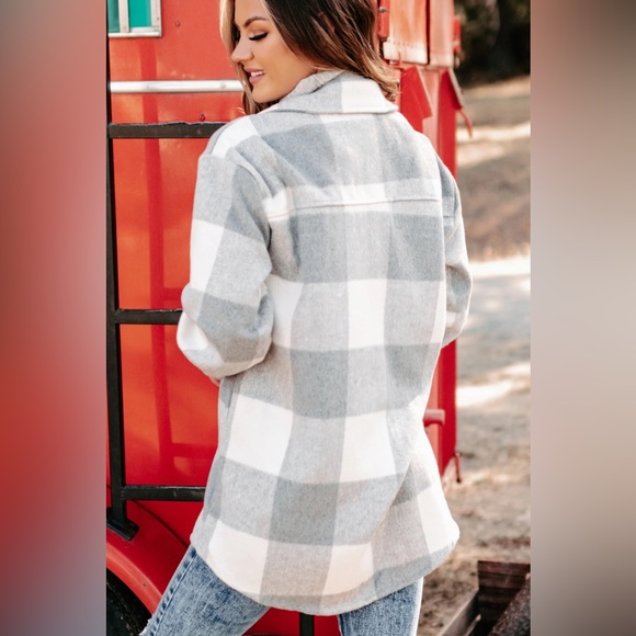 Oversized grey shacket - Picture 2 of 7